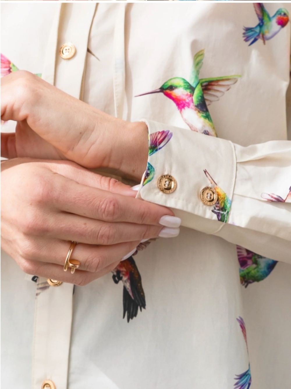 SECRETARIAT POPLIN SHIRT - HUMMINGBIRDS by CARE TUCKER - Picture 4 of 9